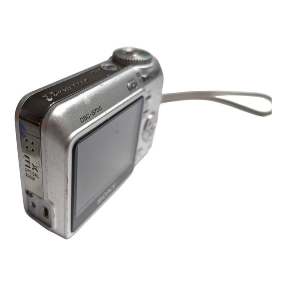 Sony Cyber-Shot DSC-S700 7.2MP Digital Camera Silver - Picture 8 of 10